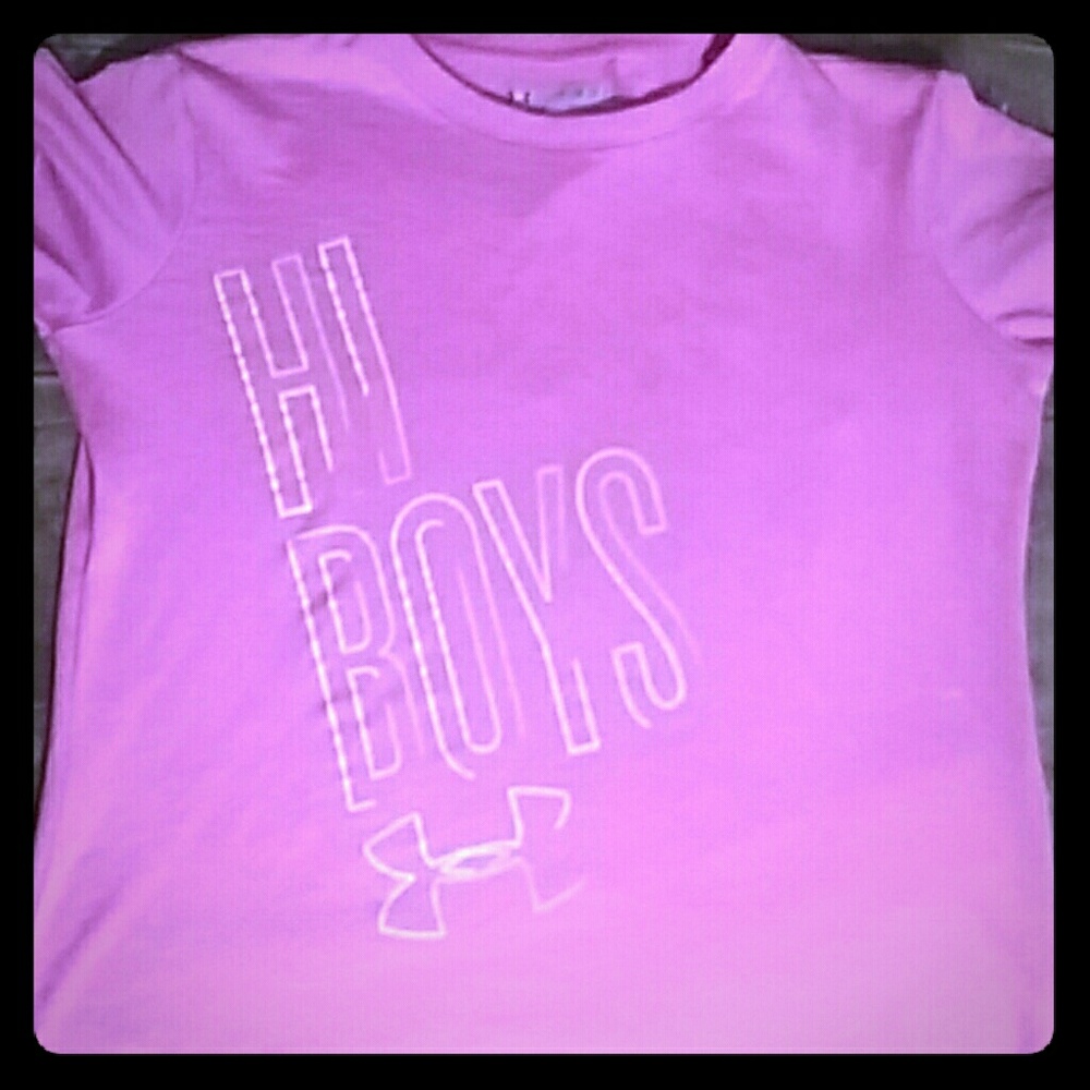 A pink under armor shirt.